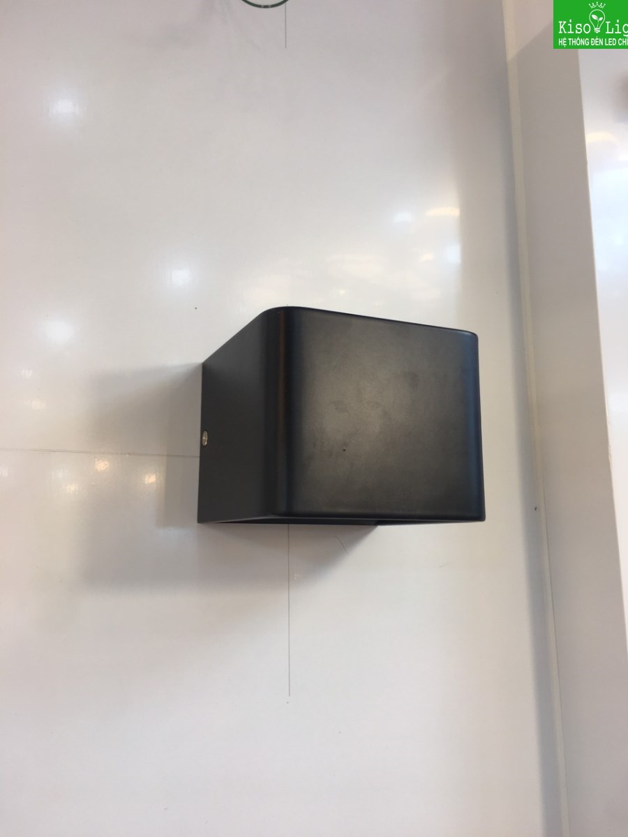 Đèn tường trang trí kingled LWA901A - BK